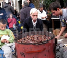 Φουφούδες, κάστανα και κρύο στην Αγιάσο | photos