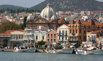 "Μέτωπο" Δημάρχου και φορέων κατά της παραπληροφόρησης που βλάπτει τον τουρισμό της Λέσβου