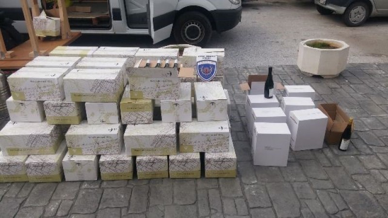 Συνελήφθη 80χρονος ...με λαθραίο αλκοόλ