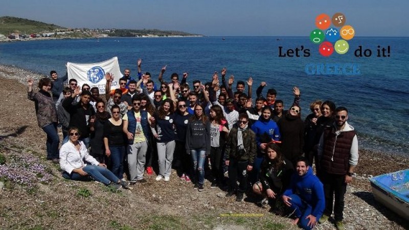 Η πράσινη εθελοντική ομάδα του Πανεπιστημίου Αιγαίου στο Lets do it Greece