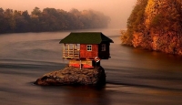  Το μικρό σπίτι στο... ποτάμι