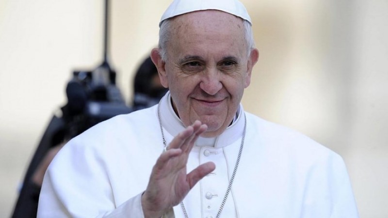 Δωρεά 50.000 ευρώ από τον Πάπα Φραγκίσκο για τη σεισμόπληκτη Λέσβο